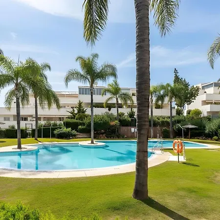 Exclusive Ground Floor With Large Garden In Puerto Banus