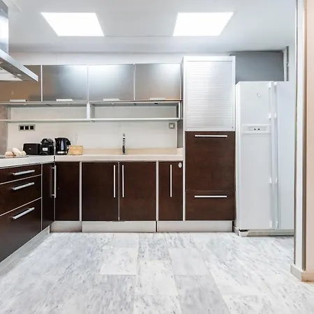 Apartment Exclusive Ground Floor With Large Garden In Puerto Banus *